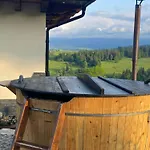 Z Widokiem Na Tatry Alpesi faház Bańska